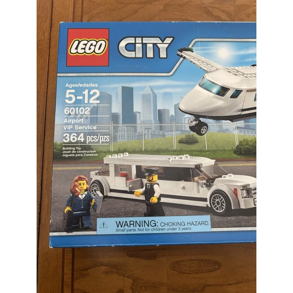LEGO‎ City 60102 Airport VIP Service New Factory Sealed 5-12 364pcs Retired